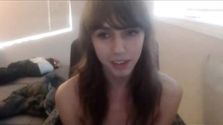 Alice 20yr old femboy orgasm and sperms it