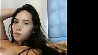 Hot asian girl masturbating to orgasm on the webcam