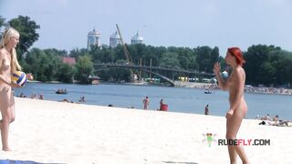 Curvaceous nude beach girl caught by a voyeur on a hidden camera