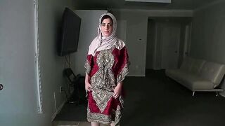 Big Tits Shaved Muslim Fucks Good