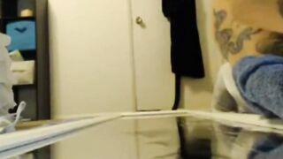 Girl uses vibe to squirt on mirror