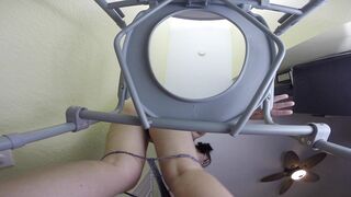 bizarropornos.com - Get Under My Toilet Chair