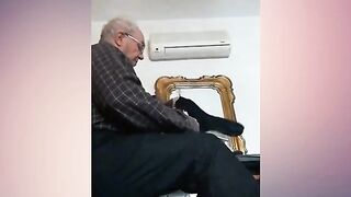 69 yo man from Italy