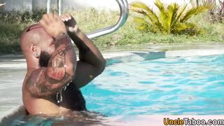 Muscle hunk pleasing big dick bareback at the poolside