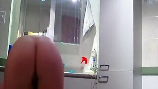 spying on stepmom whose ass I worship